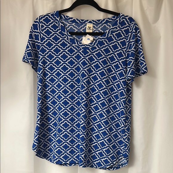 Sew In Love Tops - New Sew In Love Blue‎ and White Geometric Short Sleeve Tee